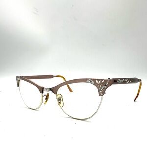 1950’s VTG Silver Pink 4 1/4 Aluminum Cat Eye